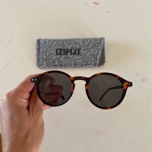 Unisex super comfortable sunglasses!